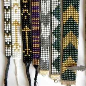 Bracelet Perlé Fait Main Motif Pierre Noire Jaune Argentée pour la Fabrication de Bracelets NOUSHAD ARTISANAT NH-689 Certifié IGI Uttar - Product Image 5