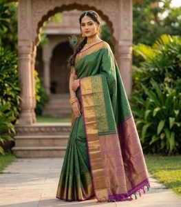 Sari Tradicional de Seda Verde Oscuro y Magenta Rosa para Mujer, Sari de Lujo Indio de Diseño Étnico para Bodas y Fiestas, Estilo Kancheepuram - Product Image 1