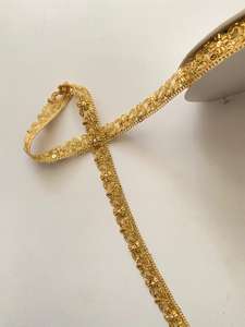 Accessoires vestimentaires : Bordure métallique or et argent, dentelle, paillettes, broderie jaune doré, sacs et chaussures hydrosolubles - Product Image 6