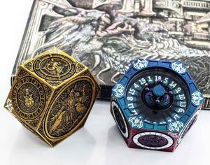 Dés rotatifs en métal 7-en-1 gravés sur mesure, avec plaques interchangeables à motifs fantastiques pour Dungeons & Dragons - Product Image 3