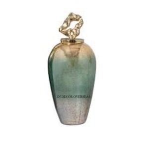 Verre de qualité supérieure et couvercle et base en métal martelé plaqué or de haute qualité pour des bocaux de conservation élégants. - Product Image 2