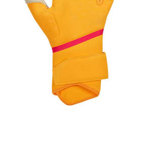 Guantes de Portero con Construcción Ligera y Sin Costuras que Permiten un Movimiento Ágil de las Manos, Cada Segundo Cuenta - Product Image 3