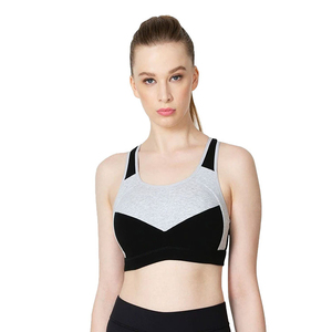<b>Plus</b> <b>Size</b> Lightweight Breathable Sports <b>Bras</b> with High Support and Front Logo for Workout Sessions Seamrewear - Product Image 4