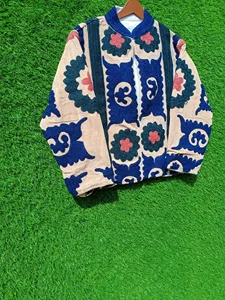 Chaqueta Floral de Terciopelo Beige Estilo Bohemio, Bordado Suzani Tradicional Hecho a Mano, Ropa de Otoño para Mujer, Prenda Exterior de Manga Larga - Product Image 2