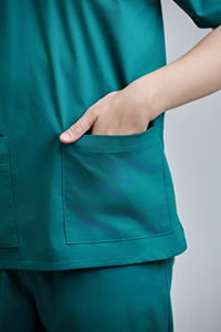 Conjunto de Uniforme Médico Unisex FMF Hecho en Vietnam, 52% Algodón, 45% Poliéster, 3% Elastano, Tejido con Tecnología de Detección de Agujas, para Uso Hospitalario - Product Image 5