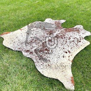 พรมหนังวัวแท้ลายขนสีน้ำตาลขาวแบบบราซิล - Product Image 3