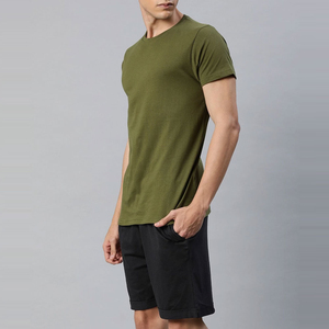 เสื้อยืดสีดำพิมพ์ลายต้นปาล์มสำหรับผู้ชาย ชุดกางเกงขาสั้นสีแดง คอกลม สวมใส่สบายในฤดูร้อน ระบายอากาศได้ดี ผ้าถัก 100% ผ้าฝ้าย เสื้อผ้าผู้ชายแบบสั่งทำ - Product Image 2
