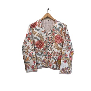Taille libre fait à la main Vintage coton Kantha matelassé Blazers pour femmes cousu à la main Hippie longs manteaux de fourrure vestes courtes pour l'automne - Product Image 1