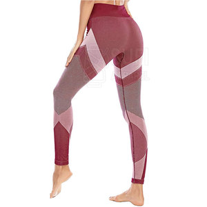 Conjunto de Yoga Ligero de Malla Transpirable con Logotipo Frontal para Entrenamiento de Yoga Caliente, Ropa Deportiva de Secado Rápido, Conjunto de 2 Piezas - Product Image 4
