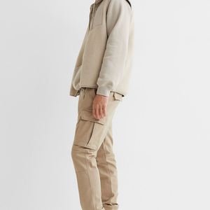 Pantalon de jogging personnalisé pour homme, en coton, coupe ajustée, taille haute, avec cordon de serrage, séchage rapide, idéal pour la gym - Product Image 1