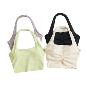 Débardeur de sport court plissé multicolore pour femme, doux pour la peau et respirant, camisole de yoga et de fitness avec logo frontal, à porter à l'intérieur et à l'extérieur - Product Image 3