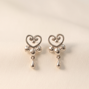 DIVYORO GRACEFUL HEART <b>STUDS</b> EARRING - Product Image 2