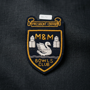 Écusson brodé à la main M&M Bowls Club Président 1988-89, à coudre, style classique - Product Image 3