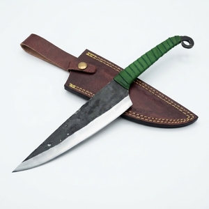 Couteau de chef professionnel en acier carbone forgé à la main, manche enveloppé de cuir vert avec étui, vente en gros, B2B, fabricant OEM - Product Image 1