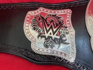 เข็มขัดแชมป์มวยปล้ำรุ่น Divas Bella Twin Women Signature Series แบบจำลอง - Product Image 3