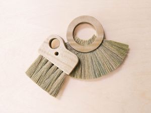 Handmade Wooden <b>Dusting</b> <b>Brush</b> With Soft Bristles For Cleaning Furniture Kitchen And Bedroom Surfaces - Product Image 5