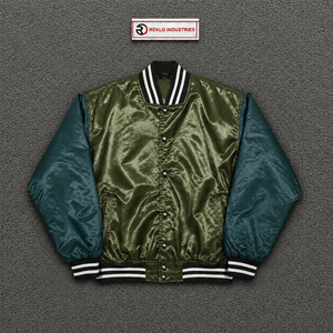 Chaqueta Varsity Personalizada en Satén Verde Oliva y Verde Azulado Oscuro, Chaqueta Bomber de Béisbol Brillante Premium con Mangas en Contraste a Rayas Blancas y Negras - Product Image 5