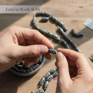 Perles ovales de luxe à motif tribal noir et blanc |   Perles en verre soufflé brillantes pour la fabrication de colliers, artisanat créatif DIY - Product Image 6