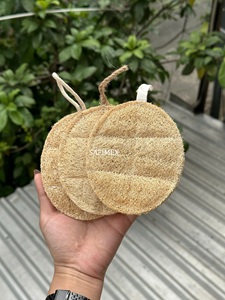 Éponges exfoliantes en loofah naturel bio à 3 couches pour le bain et la cuisine, grande capacité, du Vietnam - Product Image 3