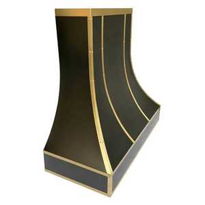 Hotte murale noire en acier inoxydable très demandée pour foyer, avec garniture en laiton et châssis ventilé - Product Image 4