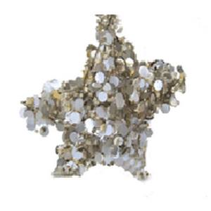 Adorno Navideño Acrílico Dorado Hecho a Mano en India, Diseño Cuadrado con Bordado Zari de Alta Calidad y Cuentas Decorativas - Product Image 3