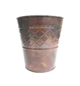 ถังขยะเหล็กโบราณตกแต่งลายลายนูนสำหรับตกแต่งบ้านสไตล์พรีเมียม - Product Image 5