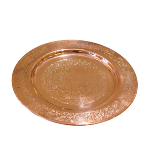 Assiettes de présentation rondes en cuivre, faites à la main, en métal poli, design minimaliste pour la table à manger - Product Image 5