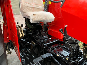 รถแทรกเตอร์ MasseyFerguson MF 2902wd 88 แรงม้า สภาพใหม่เอี่ยม รวดเร็ว น่าทึ่ง ปรับแต่งได้ พร้อมยางแคบขนาด 13:6:38 และเครื่องยนต์เทอร์โบ - Product Image 4