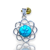 Vente en gros de pendentifs soleil faits à la main en argent sterling 925 avec lunette ronde sertie de pierres précieuses turquoise au meilleur prix