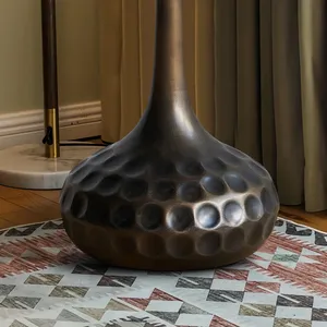 Mesa de Centro Moderna Premium con Estructura Artística de Hierro, Mueble para el Hogar Inspirado en el Estilo Bauhaus, Almacenamiento Portátil, Acero Inoxidable con Recubrimiento Dorado - Product Image 5