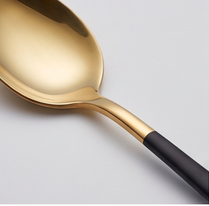 Ensemble de couverts Gold Head avec manche noir mat, couverts de luxe modernes en acier inoxydable pour la salle à manger, la maison et les réceptions - Product Image 2