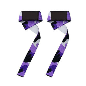 Sangles de musculation premium avec boucles épaisses pour poignets, offrant un maintien sécurisé lors des séances d'entraînement de soulevé de terre intensives. - Product Image 1