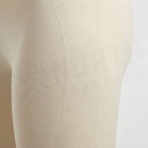 Conjunto Deportivo Personalizado para Mujer, Talla Grande, Bra Deportivo, Leggings, Pantalones, Ropa Deportiva para Yoga, Fitness y Ejercicio - Product Image 5