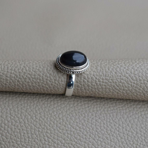 Bague de mariage classique en argent sterling 925 faite à la main avec pierre précieuse onyx noir, bijoux fins pour fiançailles et anniversaire - Product Image 4