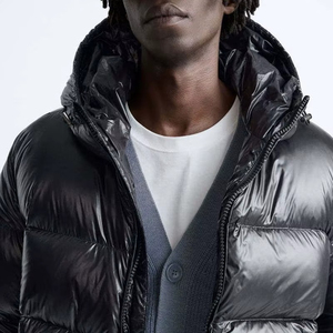 Veste matelassée noire brillante surdimensionnée pour homme, avec capuche, pour l'hiver, vente en gros, fabricant - Product Image 5