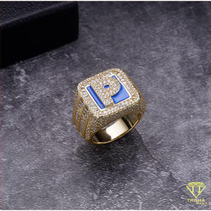 Bague Alphabet Personnalisée en Argent 925 avec Diamant de Laboratoire et Finition Dorée pour Revendeurs en Gros - Product Image 2