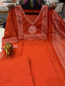 Colección de Kurti-Pantalón Largo Recto y Dupatta Estampados de Algodón Mal de Alta Calidad, Proveedor Mundial a Precio de Mayoreo - Product Image 6