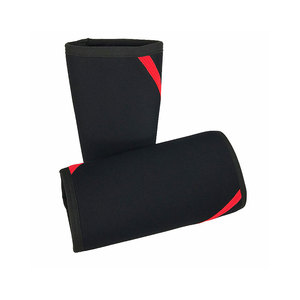 Mangas de compresión para codo para recuperación post-entrenamiento, para gimnasio, correr, levantar pesas y soporte durante todo el día con ajuste cómodo - Product Image 1