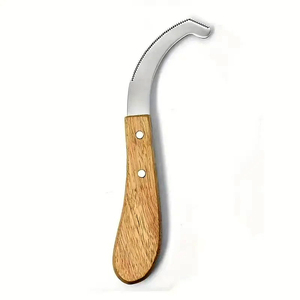 Couteau de fermeur de sabots haut de gamme - Manche ergonomique en bois pour un traitement efficace des infestations des sabots - Product Image 3