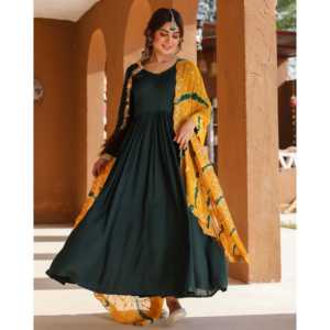 ชุดสูทผ้าชีฟองสีเขียวเอลลี่กรีน ไซส์ XS พร้อมผ้าคลุมไหล่สีเหลืองมัสตาร์ด - Product Image 6