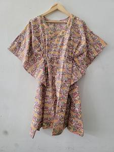 Elegante Caftán de Algodón con Estampado Floral Hecho a Mano para Mujer, Cuello en V, Cintura Alta, Mangas de Kimono Fluidas, Transpirable, para Verano - Product Image 3