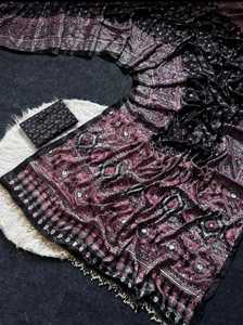 Sari con Estampado Ajrakh y Trabajo de Espejos, Diseño Tradicional con Estampado a Mano, Sari Étnico para Festivales y Bodas - Product Image 2