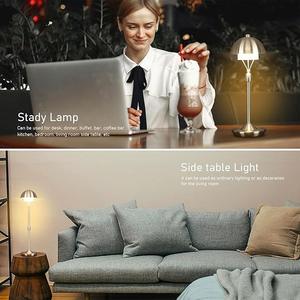 Lámpara de Mesa de Latón Hecha a Mano de Estilo Vintage con Detalles Grabados para Decoración Clásica del Hogar - Product Image 3