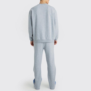 Ensemble de survêtement imprimé pour homme – Haut et bas en polyester doux, respirant et léger – Style décontracté et sportif - Product Image 2