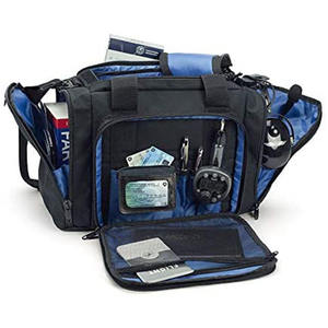 กระเป๋าเดินทางแบบดัฟเฟิลสีดำรุ่น LS-1025 ของ Lamatex Sports พร้อมโลโก้สั่งทำพิเศษ ขนาดใหญ่ กันน้ำ เหมาะสำหรับการเดินทาง ทำงาน และกิจกรรมกลางแจ้ง - Product Image 2