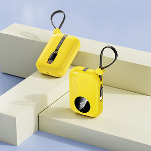 Banque d'alimentation à charge rapide Slim <span class=keywords><strong>10000mAh</strong></span> avec logo personnalisé Meilleure <span class=keywords><strong>batterie</strong></span> <span class=keywords><strong>externe</strong></span> USB pour smartphones Certifiée FCC SDS Portable - Product Image 5