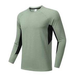 Fabricant de vêtements de sport personnalisés, t-shirt de compression athlétique haute performance, polyester et élasthanne, impression par sublimation et DTF, faible MOQ - Product Image 6