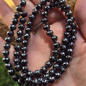 Cuentas de Diamante Moissanita Negra de 8 MM, Hermosas Cuentas de Diamante Personalizadas para Collares y Otras Joyas de Diamante - Product Image 1