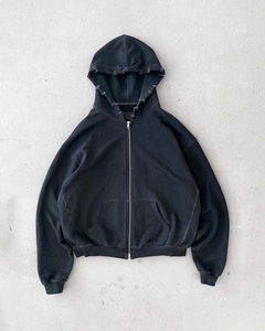 Sweat à capuche vintage délavé noir 300 g/m² en molleton bouclette français, style streetwear et gym, personnalisé par un designer, pour homme - Product Image 3