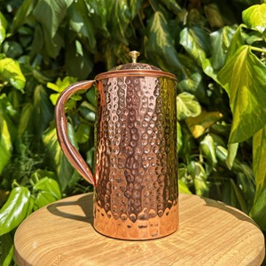 Carafe à eau en cuivre de style urbain, design moderne, artisanale, article d'usine en gros - Product Image 5